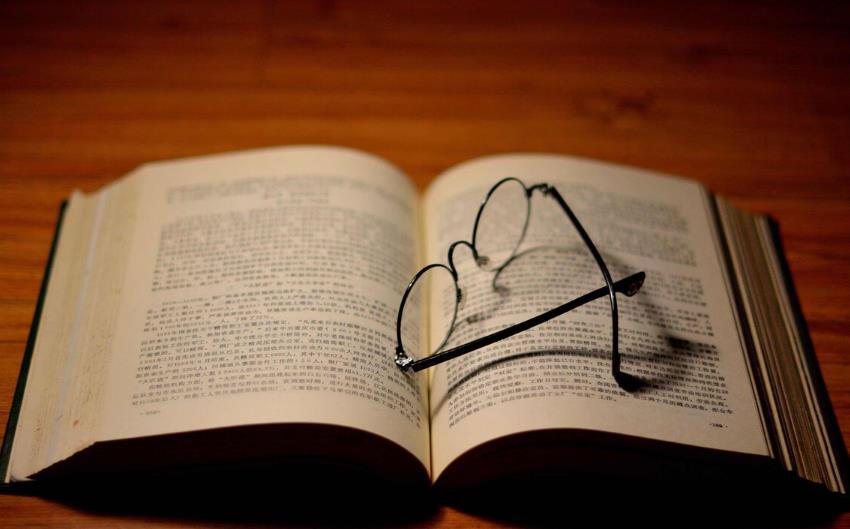 人在单位上，想搞好人际关系，需要做好这4件事