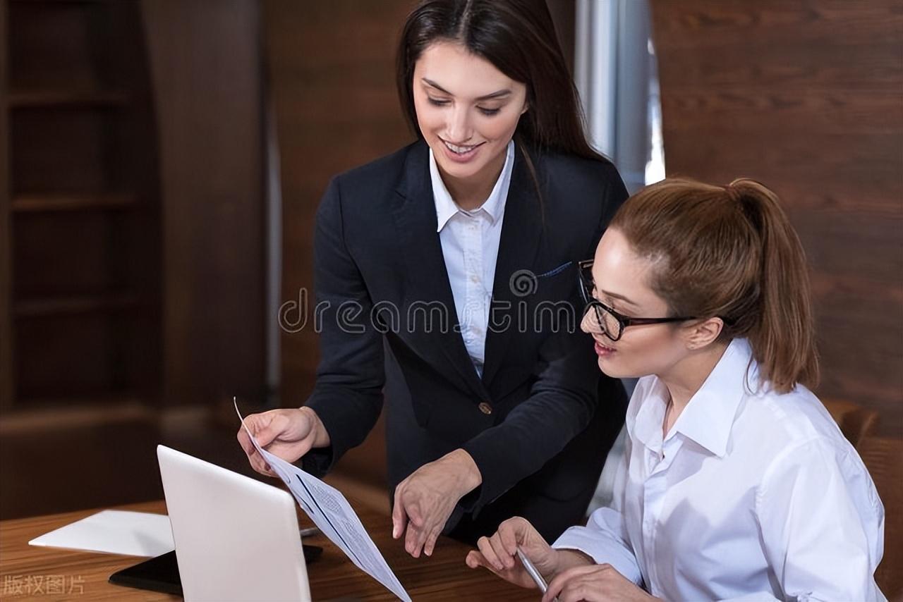 职场上不会说话是硬伤?五个技巧，助你提高表达能力