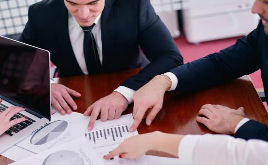 什么是职场PUA，应该如何应对呢？