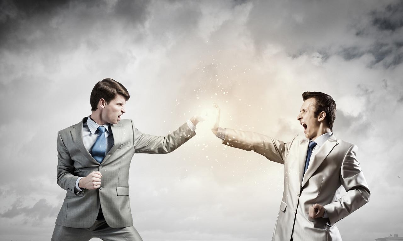 职场技巧：同事间关系再好有些玩笑也开不得，这三种情况要注意