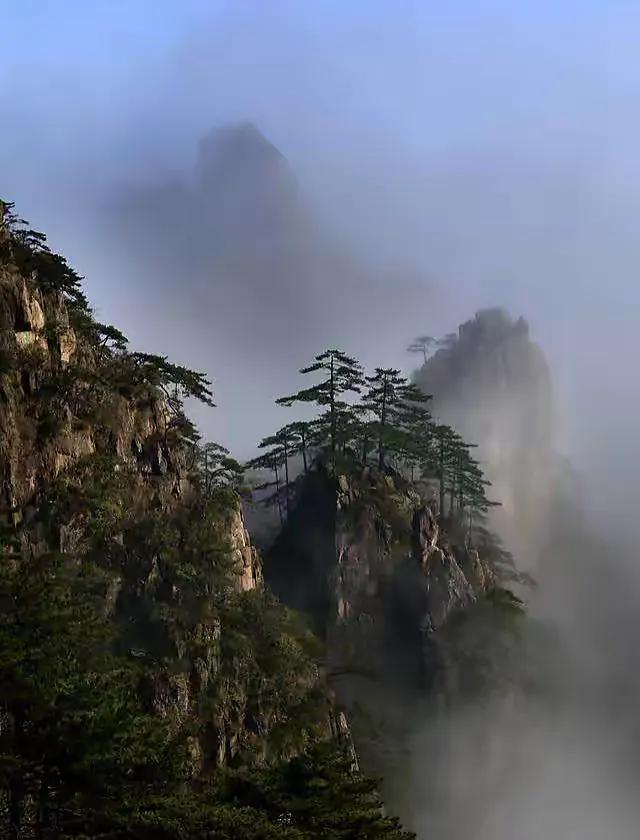 想职场成功，必过好三关