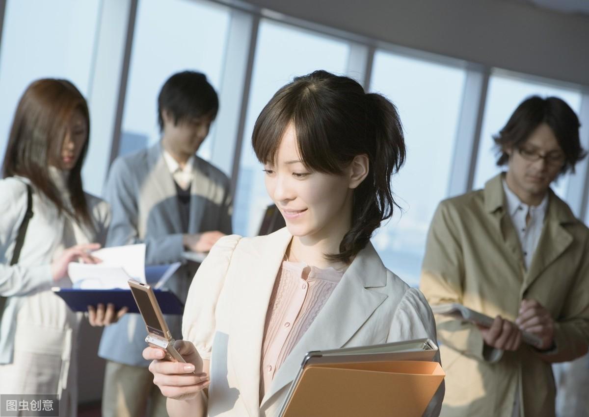 职场中，老实人能学会这三点沟通方式，说明离升职加薪不远了！