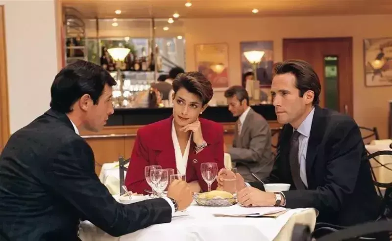 几个超好用的聊天技巧，聊到对方心坎儿里