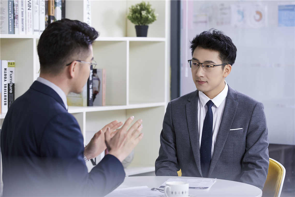 职场说话有技巧，与人说话时，注意这3点，轻松应对职场关系