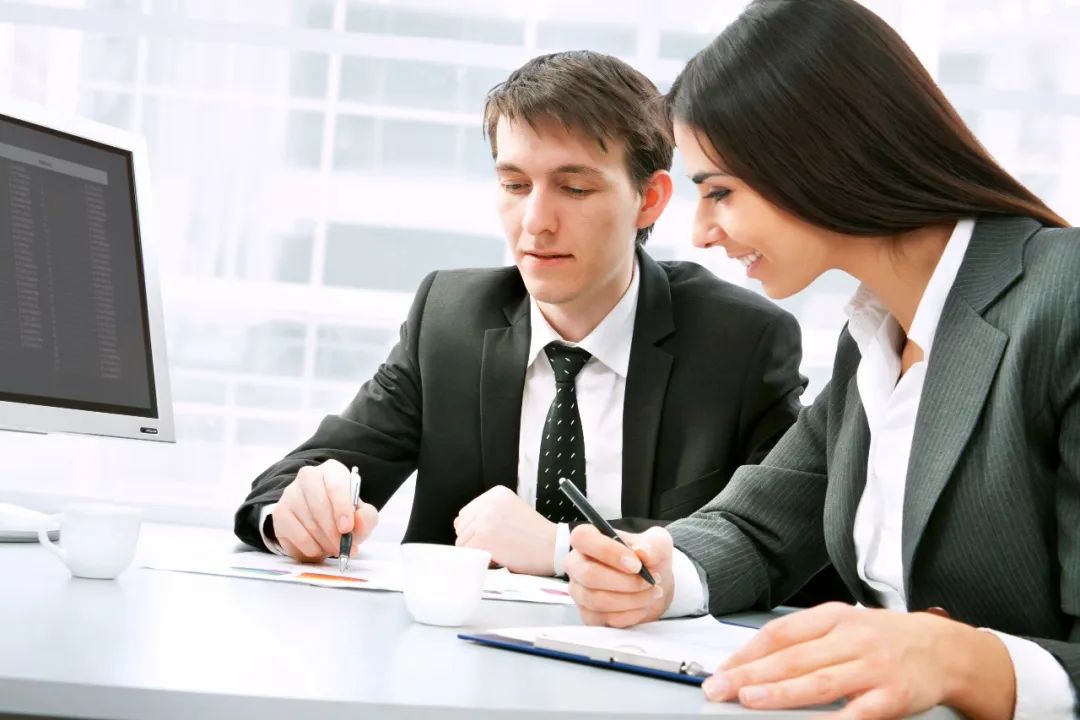 如何处理好职场的人际关系？请记住这6个小技巧