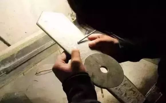 仿造古玉的基地？蚌埠玉器村的尴尬现状