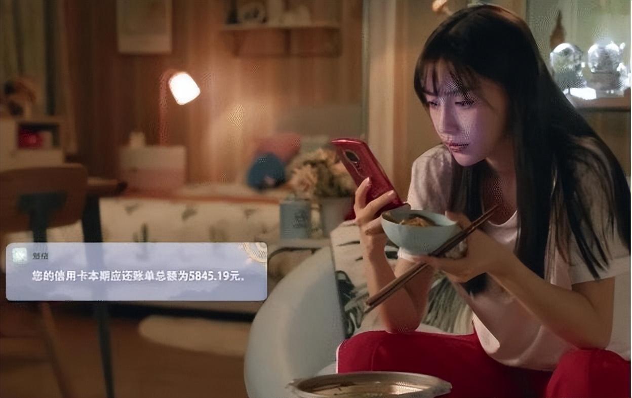 开播前以为是烂剧，播出后真香了，这部职场剧让我笑着笑着就哭了