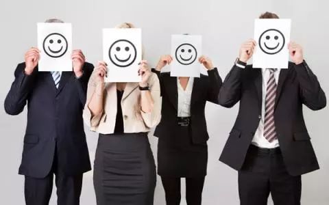 让你少奋斗10年的8个职场说话技巧，必备收藏