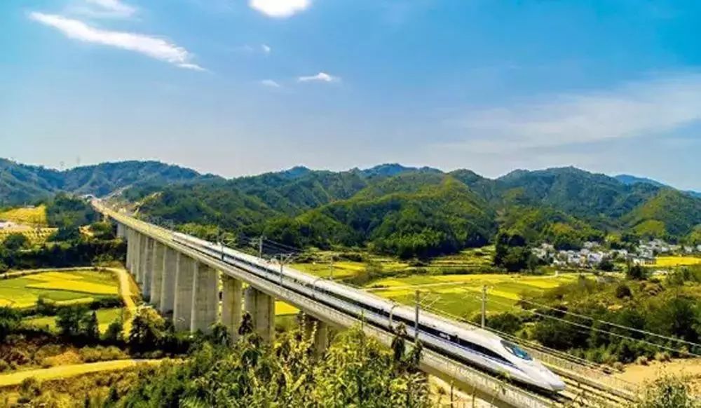 7月1日起，婺源高铁站将新增一对G353/G354黄山北到福州的动车组