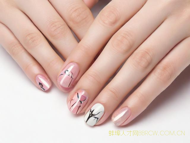 蚌埠哪里培训美甲,蚌埠学美甲化妆学校