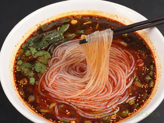 蚌埠市酸辣粉,蚌埠酸辣汤的做法